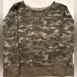 women’s self cut off the shoulder camo sweatshirt